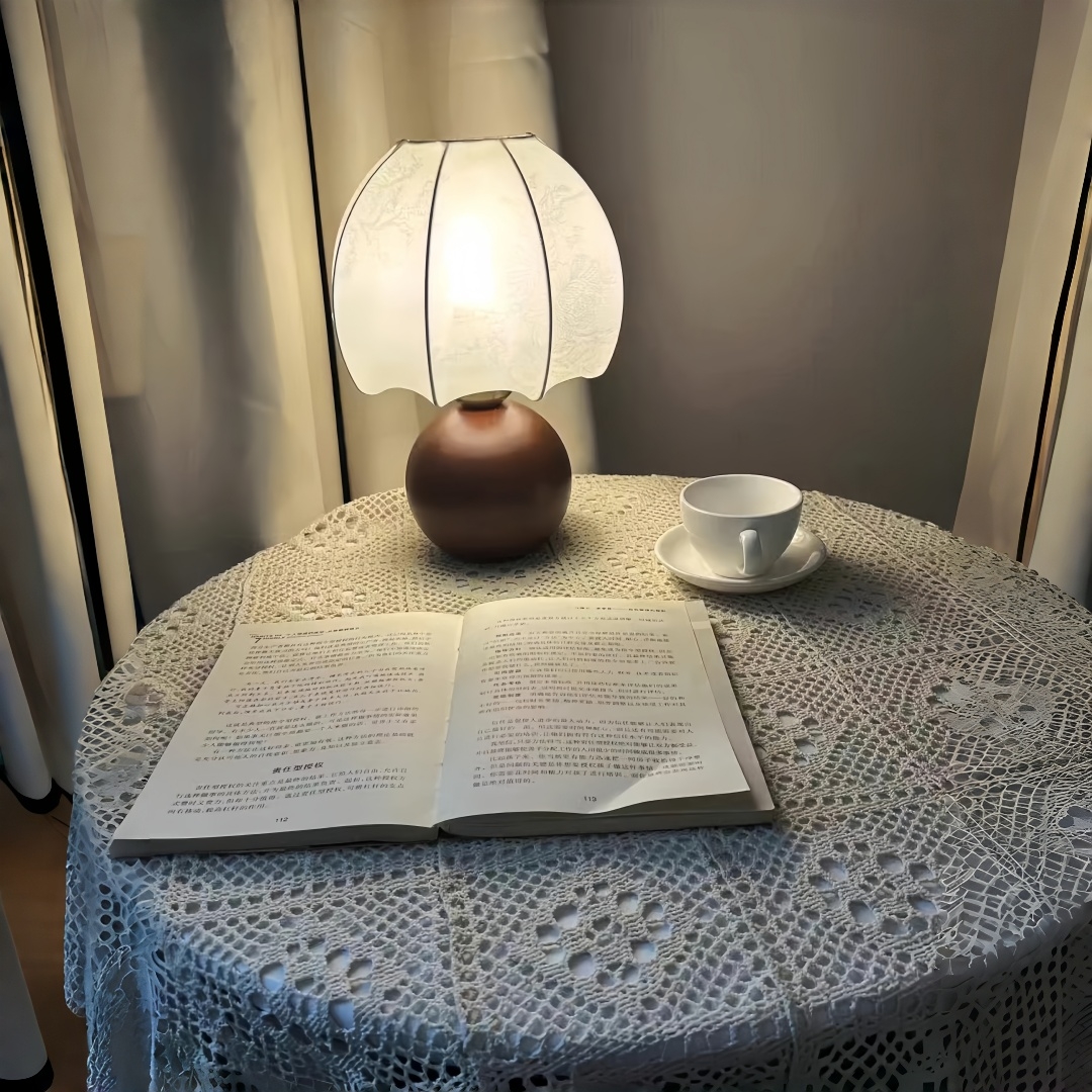 Vintage floral table lamp, med - Home Decor Room reseña y precio