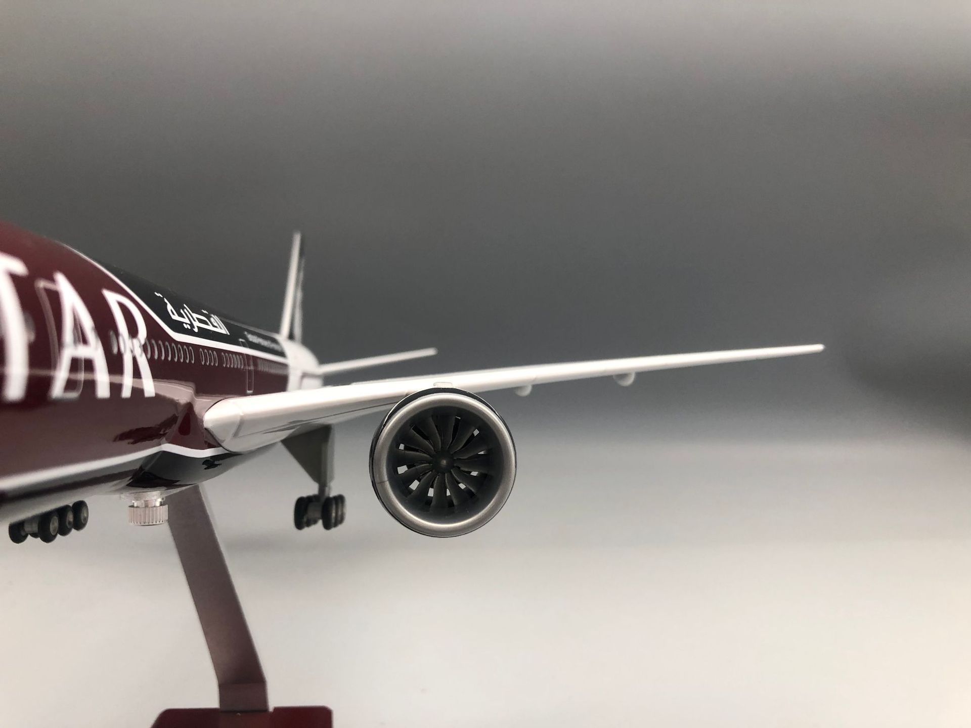 for B777-300 Qatar Model Plane - Home Decor Qatar reseña y precio
